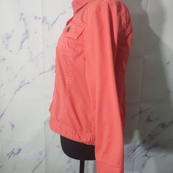 Jean jacket - Picture 2 of 8